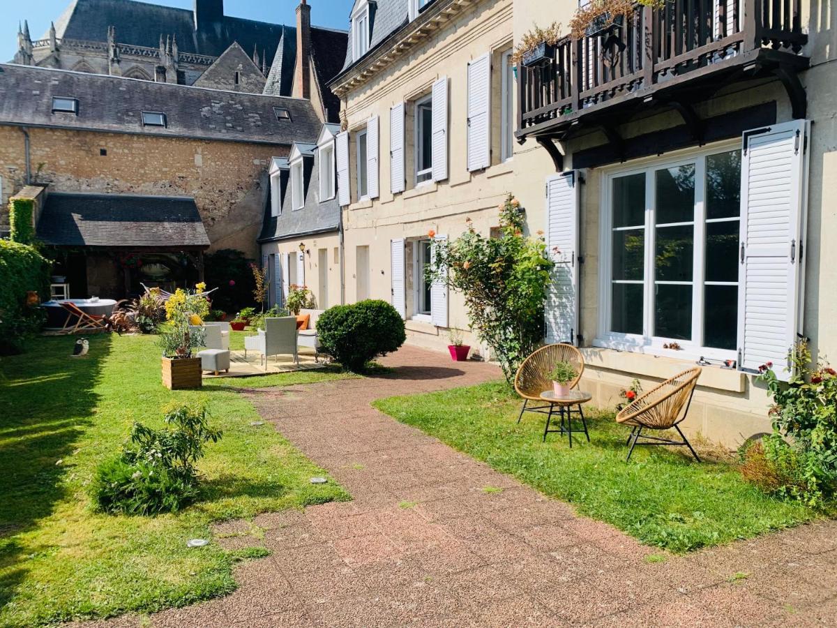 Les Tourterelles Hotel Vendôme Екстериор снимка