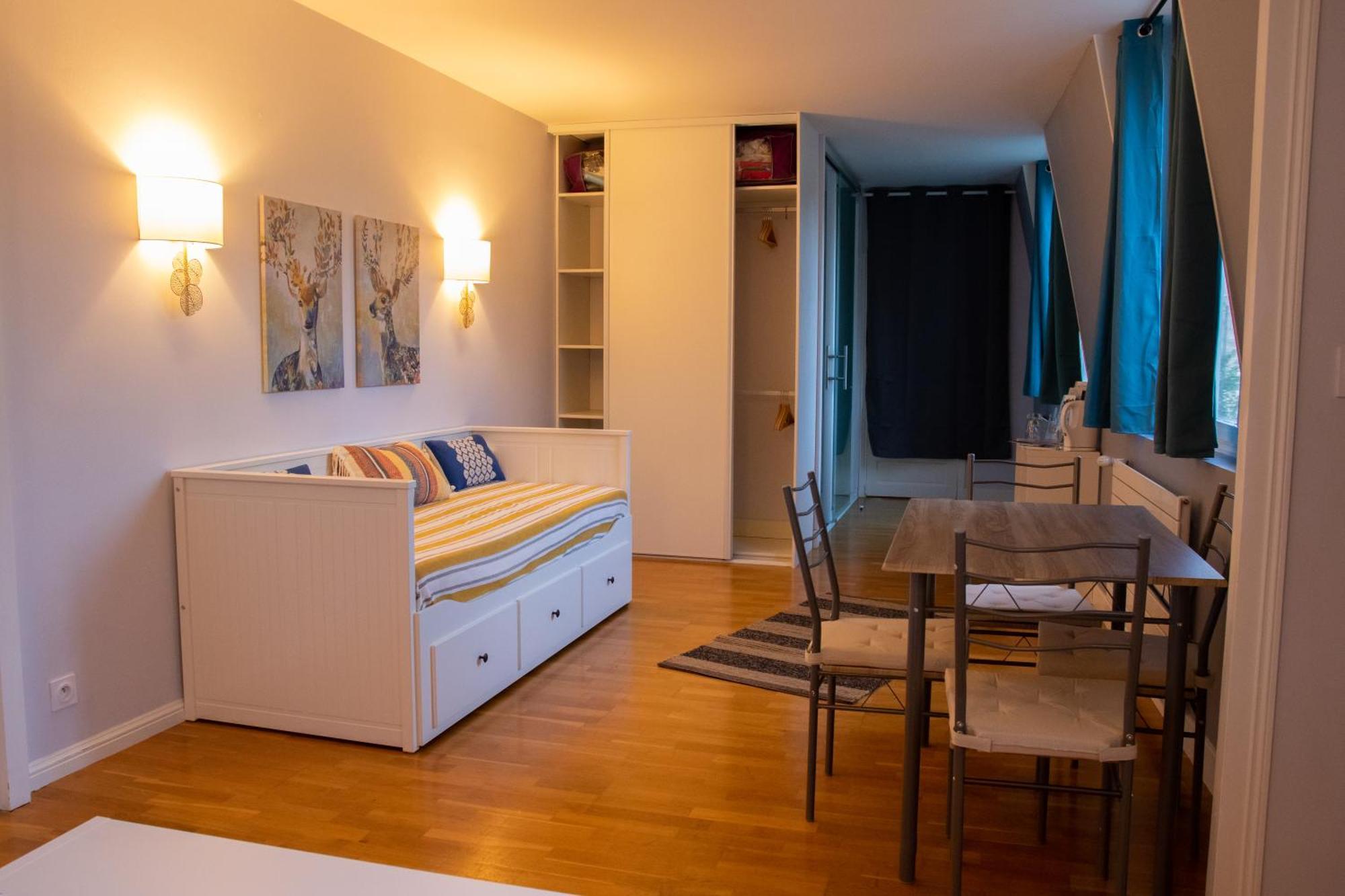 Les Tourterelles Hotel Vendôme Стая снимка